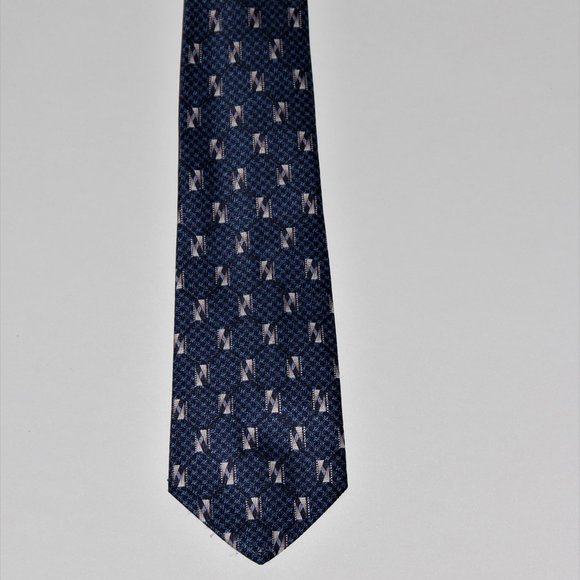 3/$30 Men's Ties Made in Canada - Picture 5 of 11